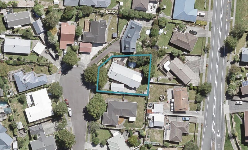 8 Donegal Grove, Birchville, Upper Hutt - Carousel 1