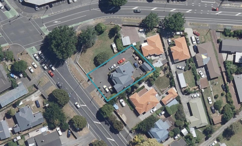 154 Galloway Street, Hamilton East, Hamilton - Carousel 1
