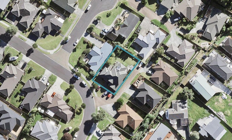 71 Nimstedt Avenue, Oteha, Auckland - Carousel 1