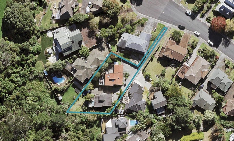 18A Royal Viking Way, Lynfield, Auckland - Carousel 1
