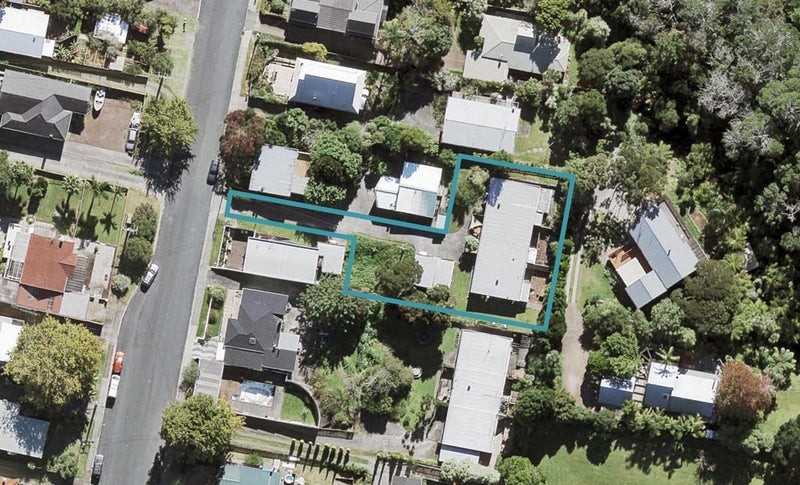 3/21 Cresta Avenue, Beach Haven, Auckland - Carousel 1