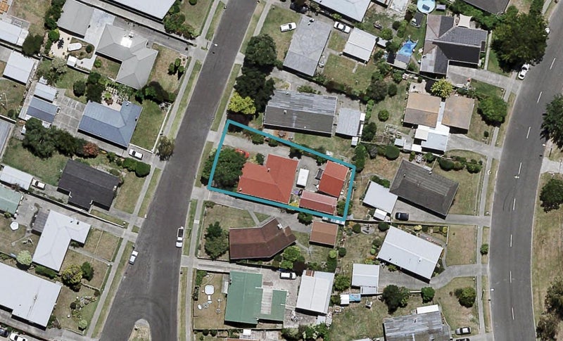 22 Norwich Crescent, Tamatea, Napier - Carousel 1