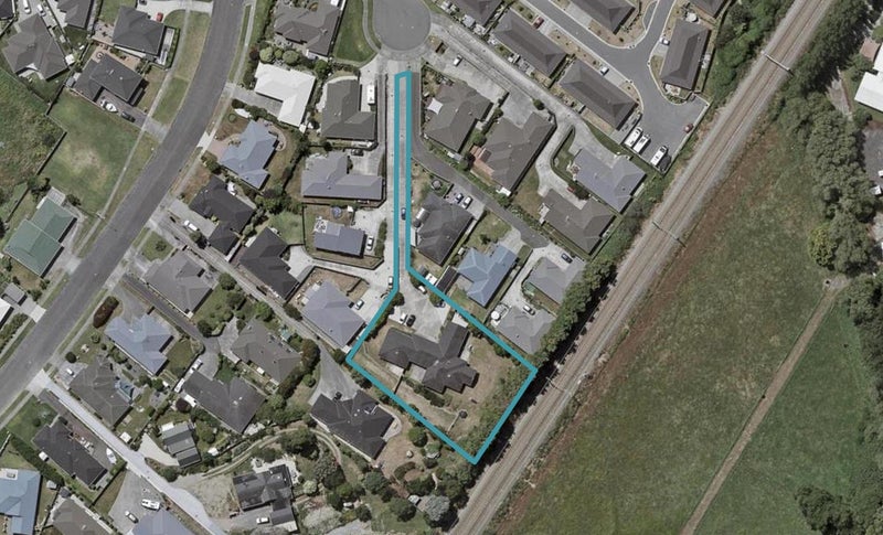 12 Georgia Grove, Paraparaumu, Paraparaumu - Carousel 1