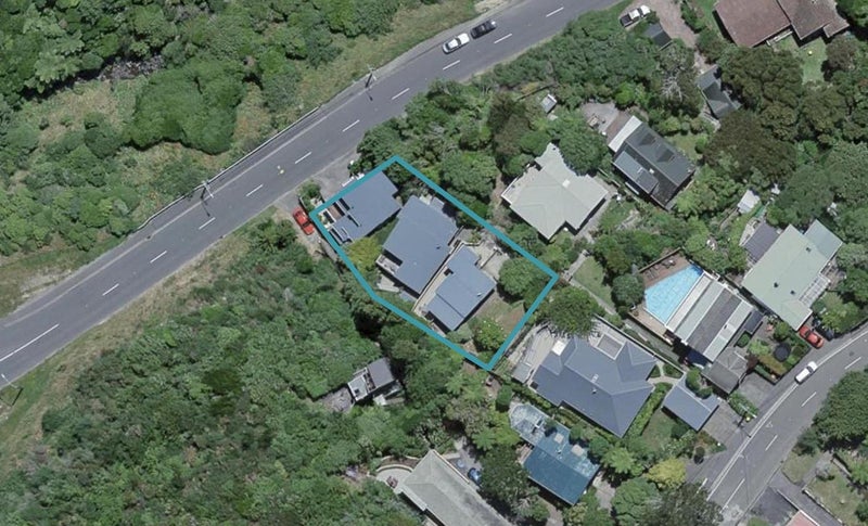 1/17 Blackbridge Road, Wadestown, Wellington - Carousel 1