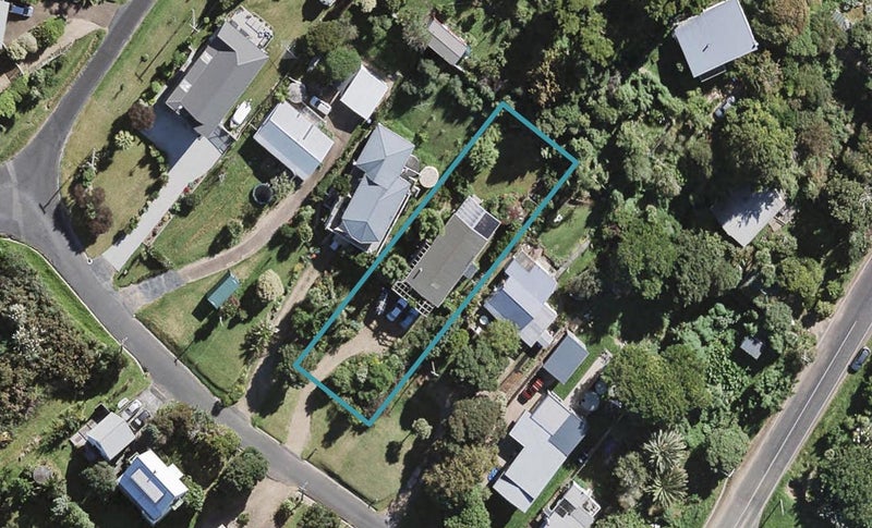 35 Tetley Road, Surfdale, Waiheke Island - Carousel 1