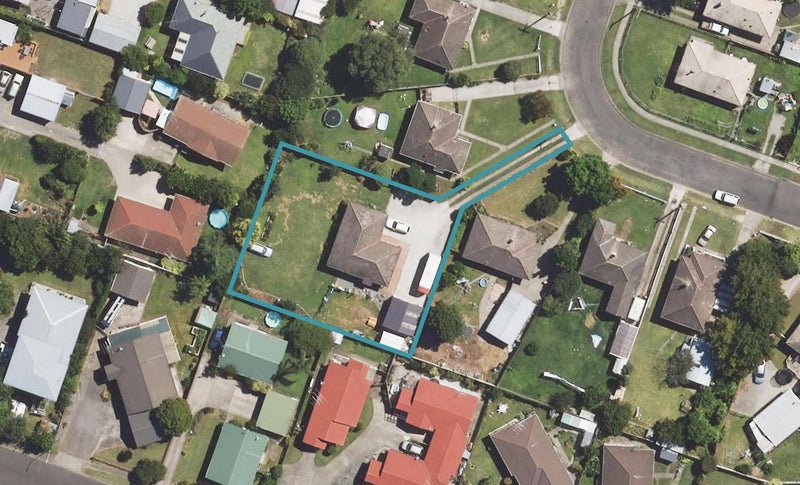 28 Churchill Crescent, Te Hapara, Gisborne - Carousel 1