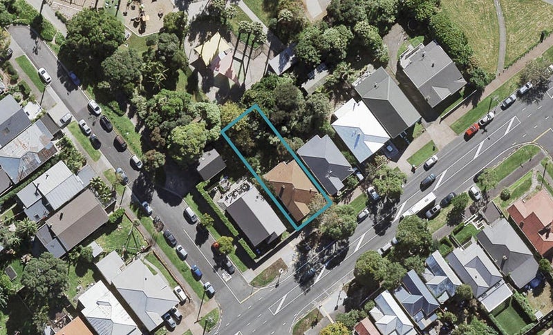 1/81 Williamson Avenue, Grey Lynn, Auckland - Carousel 1