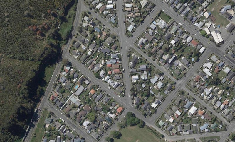 32 Whitfield Street, Sumner, Christchurch - Carousel 1