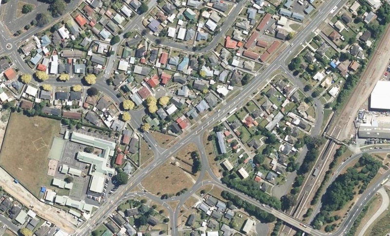 1063 High Street, Taita, Lower Hutt - Carousel 1