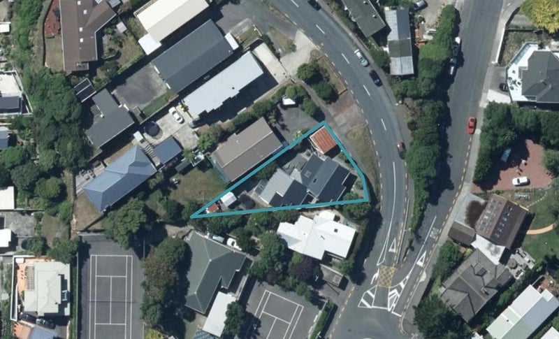 1 Motuhara Road, Plimmerton, Porirua - Carousel 1