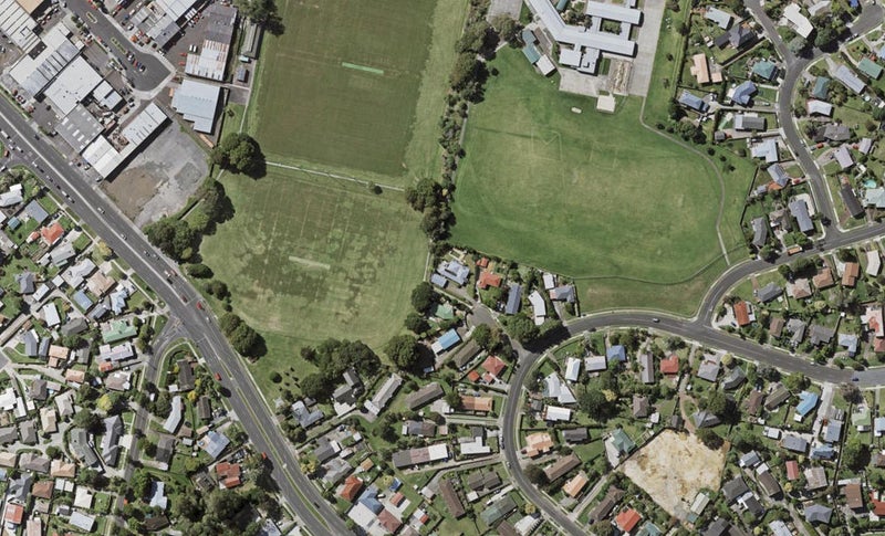 7/7 Cindy Place, Pakuranga, Auckland - Carousel 1