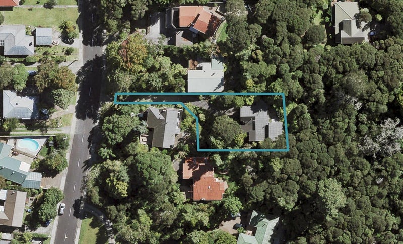 63A Woodfern Crescent, Titirangi, Auckland - Carousel 1