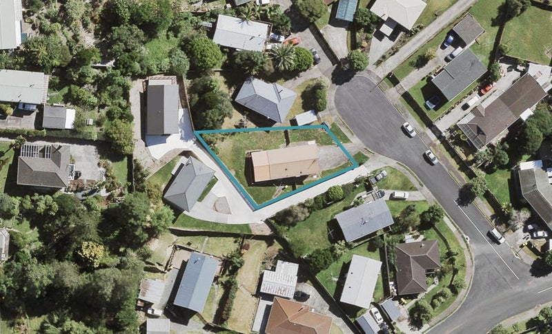 27 Glenfinn Place, Massey, Auckland - Carousel 1
