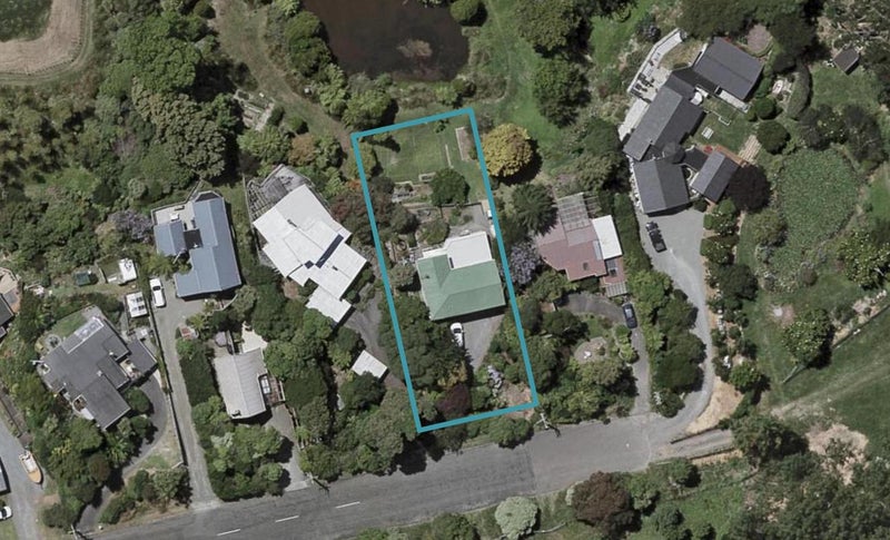 71 Makora Road, Otaihanga, Paraparaumu - Carousel 1