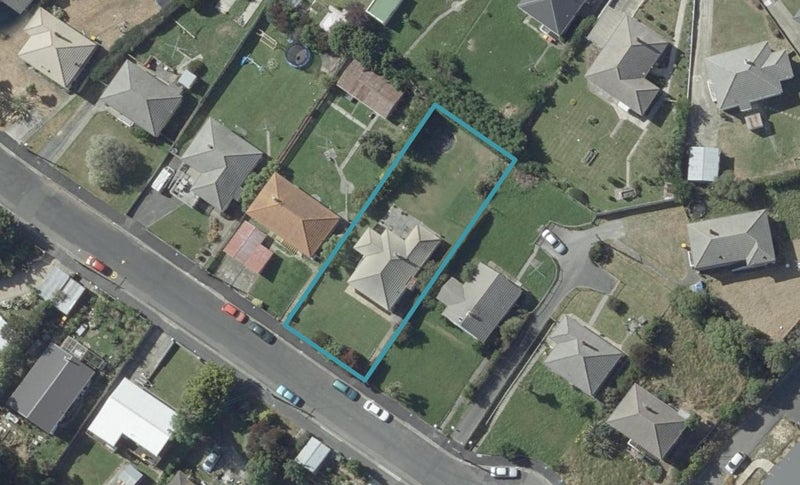 10 Belford Street, Waverley, Dunedin - Carousel 1