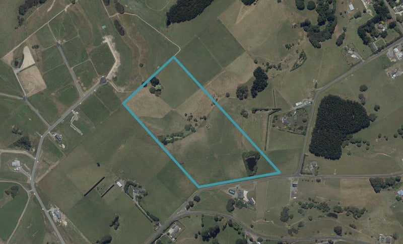 9 Hawkins Lane, Halcombe, Feilding - Carousel 1