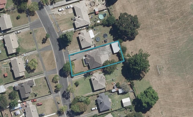 40 Sare Crescent, Fairfield, Hamilton - Carousel 1
