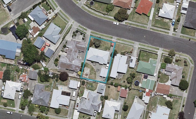 15 Ranfurly Street, Tamatea, Napier - Carousel 1