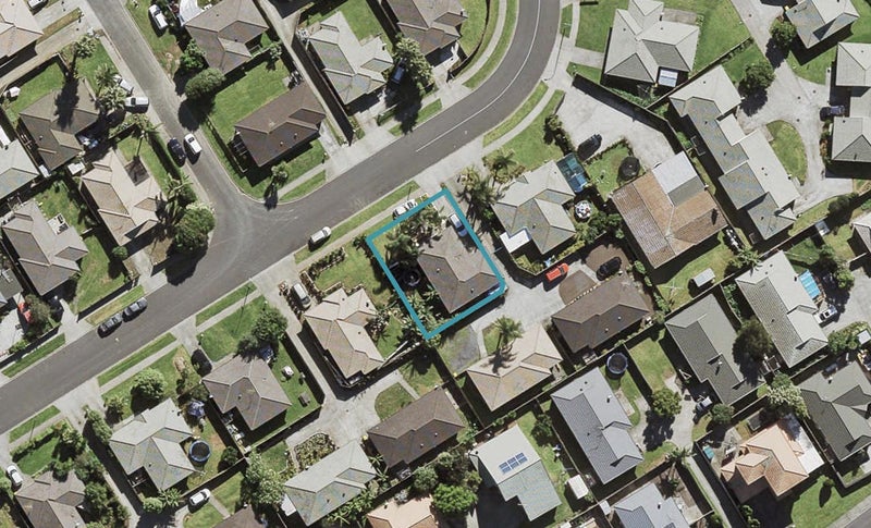 44 Langiola Drive, Favona, Auckland - Carousel 1