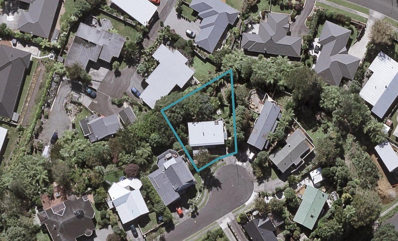 11 Honnor Place, Hurdon, New Plymouth - Carousel 1