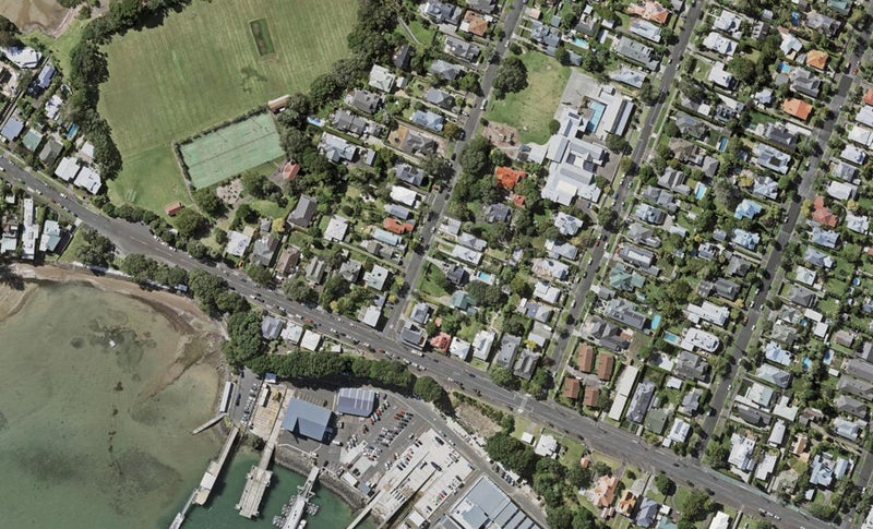 4 Glen Road, Stanley Point, Auckland - Carousel 1