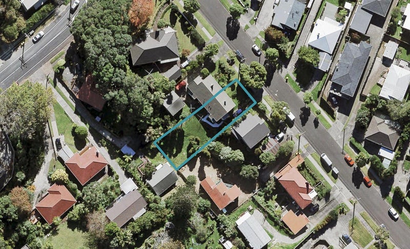 5 Craigbank Avenue, New Lynn, Auckland - Carousel 1