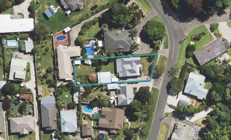 14 Russell Street, Whataupoko, Gisborne - Carousel 1