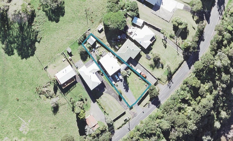 1290 Huia Road, Huia, Auckland - Carousel 1