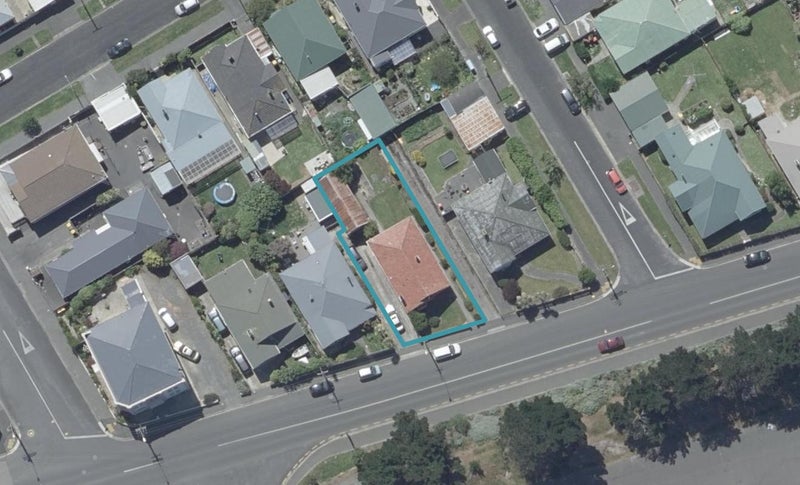128 Victoria Road, Saint Kilda, Dunedin - Carousel 1