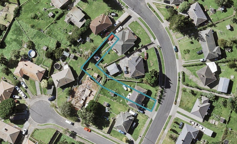 2 Tebaga Lane, Glen Innes, Auckland - Carousel 1