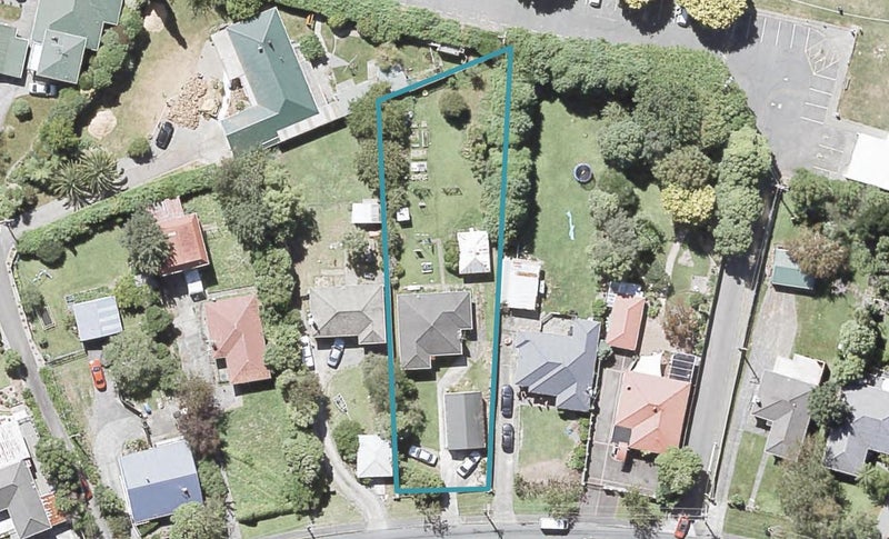83 Hine Road, Wainuiomata, Lower Hutt - Carousel 1