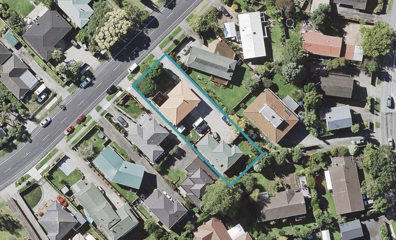 1/12 Bradbury Road, Highland Park, Auckland - Carousel 1