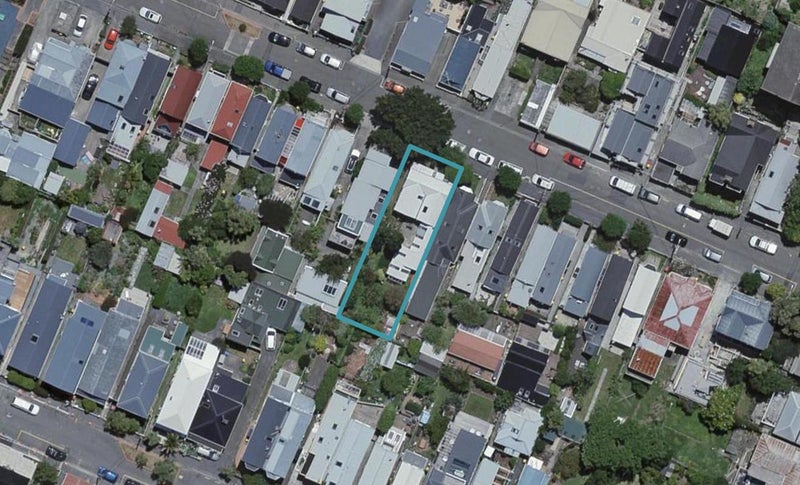 80 Elizabeth Street, Mount Victoria, Wellington - Carousel 1