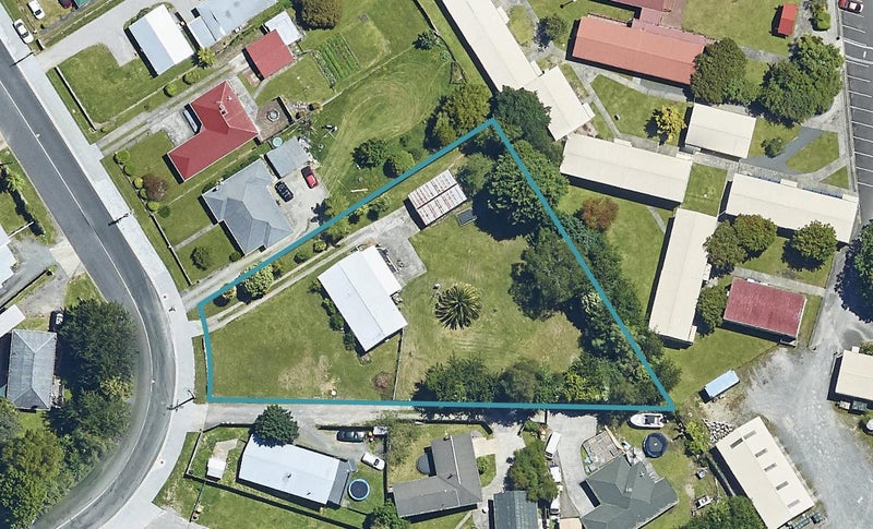 10 Gordon Road, Western Heights, Rotorua - Carousel 1