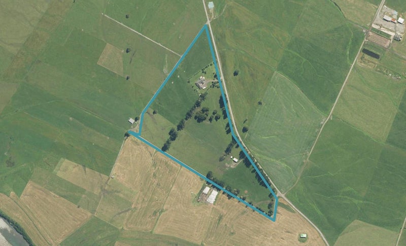 64 Mill Road, Hokitika - Carousel 1