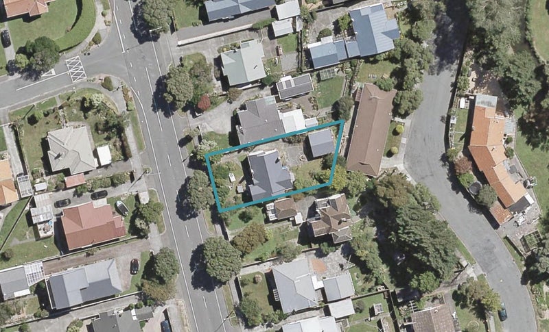 33 Wainui Road, Waiwhetu, Lower Hutt - Carousel 1
