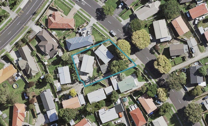 2/28 Nearco Street, Randwick Park, Auckland - Carousel 1