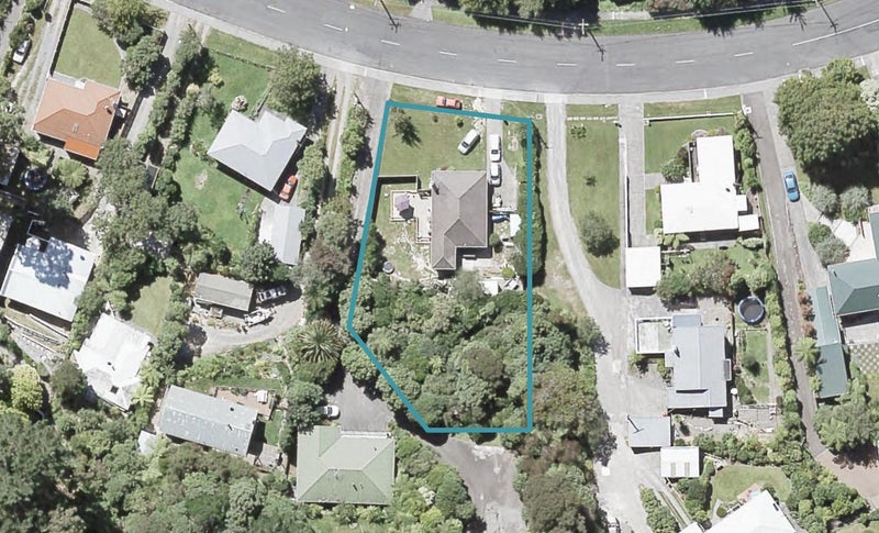 20 Hine Road, Wainuiomata, Lower Hutt - Carousel 1