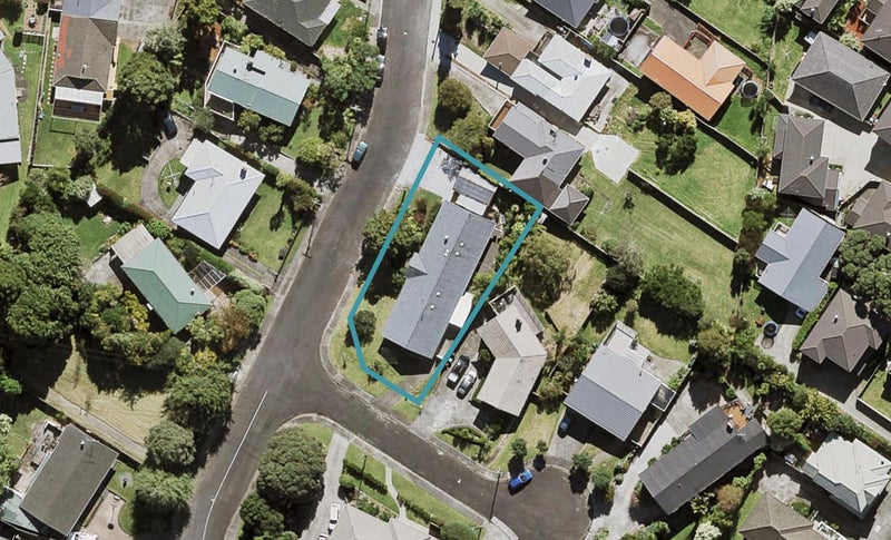 2 Goad Crescent, Hillsborough, Auckland - Carousel 1