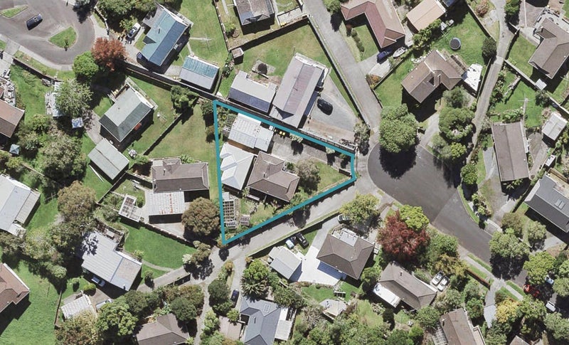 20 Glucina Place, Glen Eden, Auckland - Carousel 1