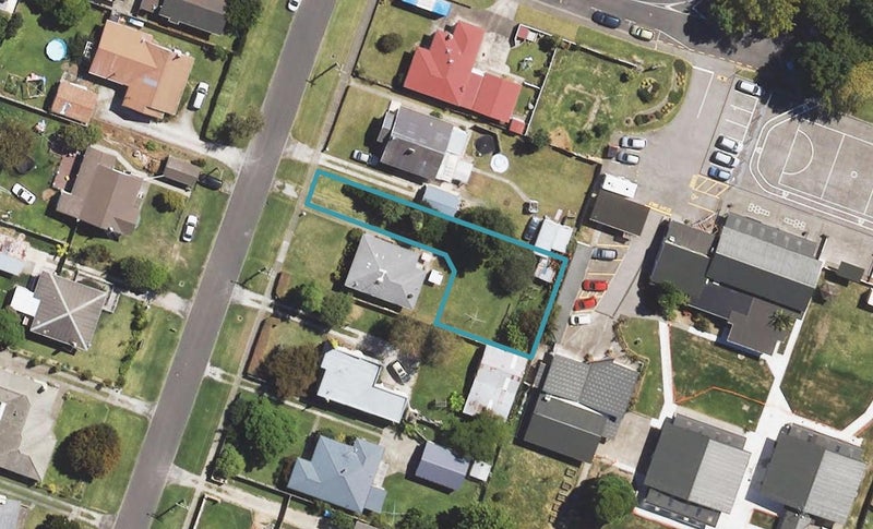 17A Muir Street, Te Hapara, Gisborne - Carousel 1