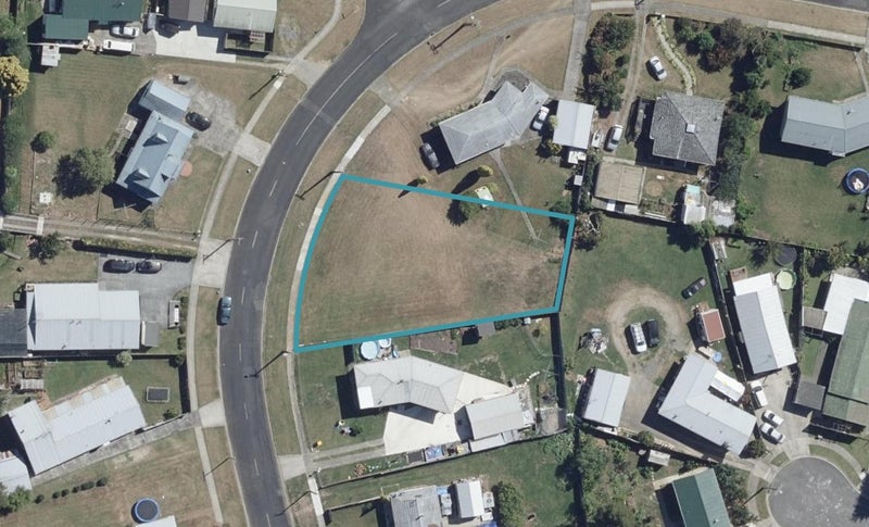 46 McKay Drive, Temple View, Hamilton - Carousel 1