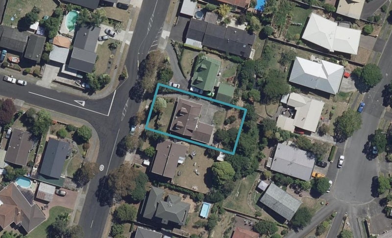 37 Lachlan Drive, Dinsdale, Hamilton - Carousel 1