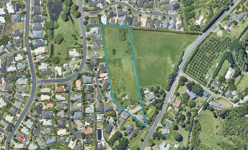 253 Cambridge Road, Bethlehem, Tauranga - Carousel 1