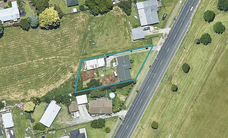 20 Kaitemako Road, Welcome Bay, Tauranga - Carousel 1
