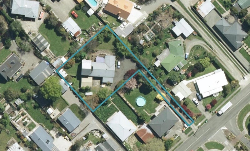43 Pitfure Road, Wakefield - Carousel 1