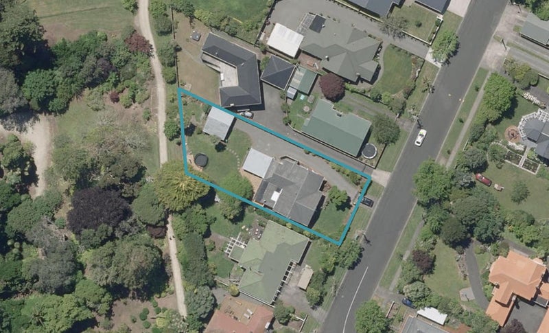 35 Brassey Road, Saint Johns Hill, Whanganui - Carousel 1