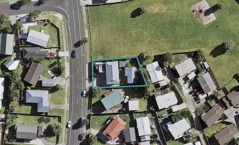 172 Finlayson Avenue, Clendon Park, Auckland - Carousel 1