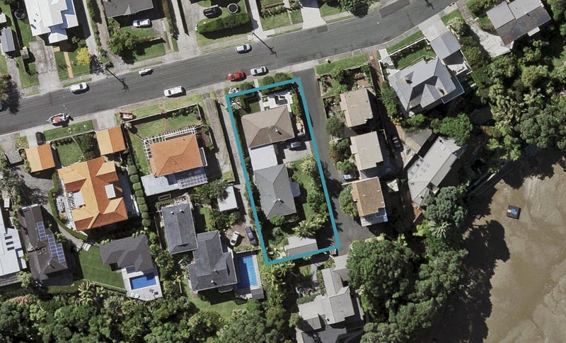1/59A Norwood Road, Bayswater, Auckland - Carousel 1