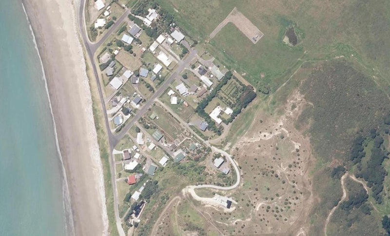 137A Fortescue Street, Māhia - Carousel 1